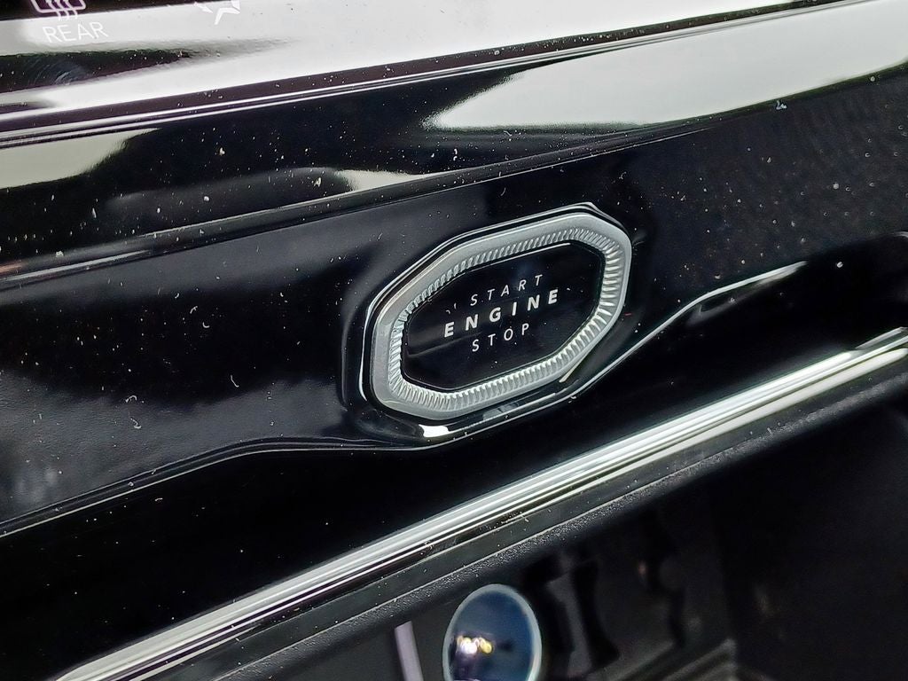 2026 Jeep Grand Cherokee GRAND CHEROKEE L LAREDO ALTITUDE 4X4