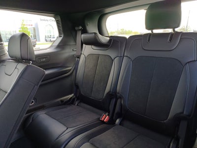 2026 Jeep Grand Cherokee GRAND CHEROKEE L LAREDO ALTITUDE 4X4