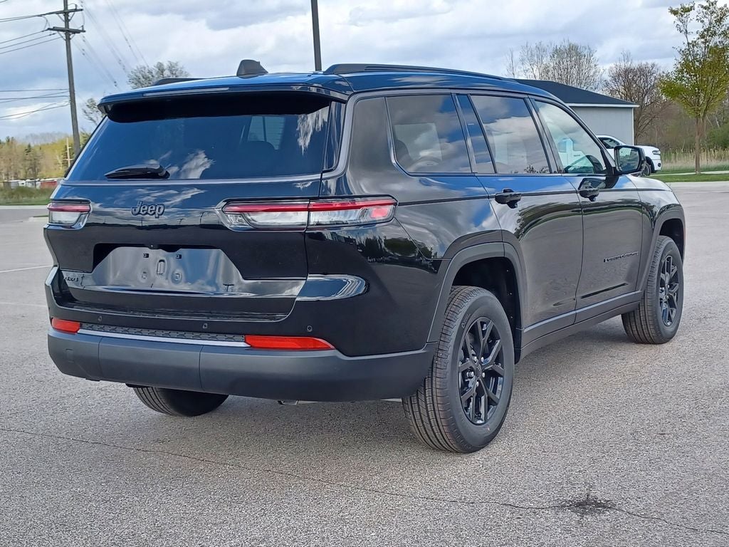 2026 Jeep Grand Cherokee GRAND CHEROKEE L LAREDO ALTITUDE 4X4
