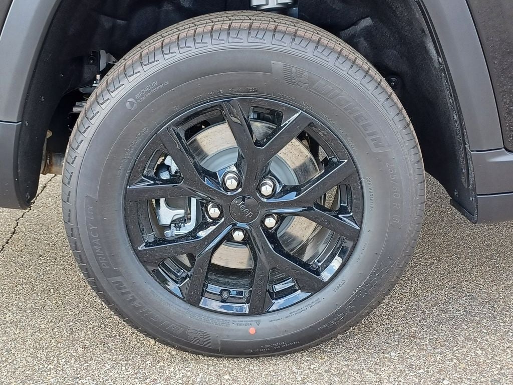 2026 Jeep Grand Cherokee GRAND CHEROKEE L LAREDO ALTITUDE 4X4