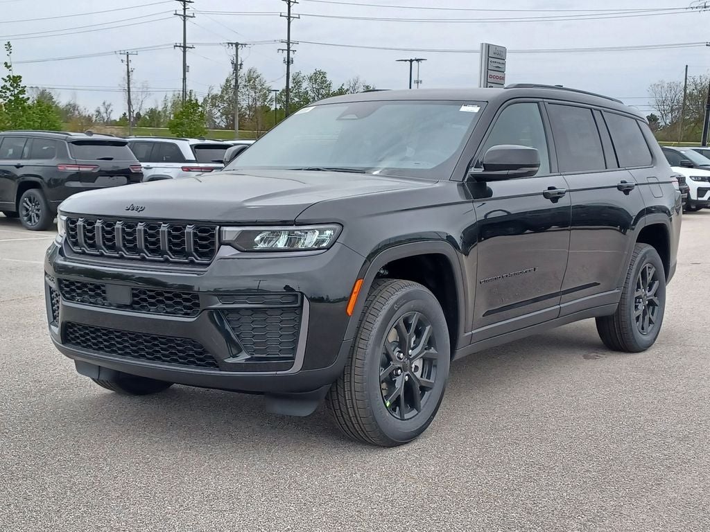 2026 Jeep Grand Cherokee GRAND CHEROKEE L LAREDO ALTITUDE 4X4