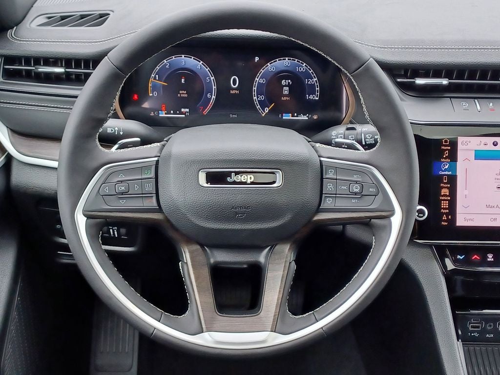 2026 Jeep Grand Cherokee GRAND CHEROKEE L LAREDO ALTITUDE 4X4