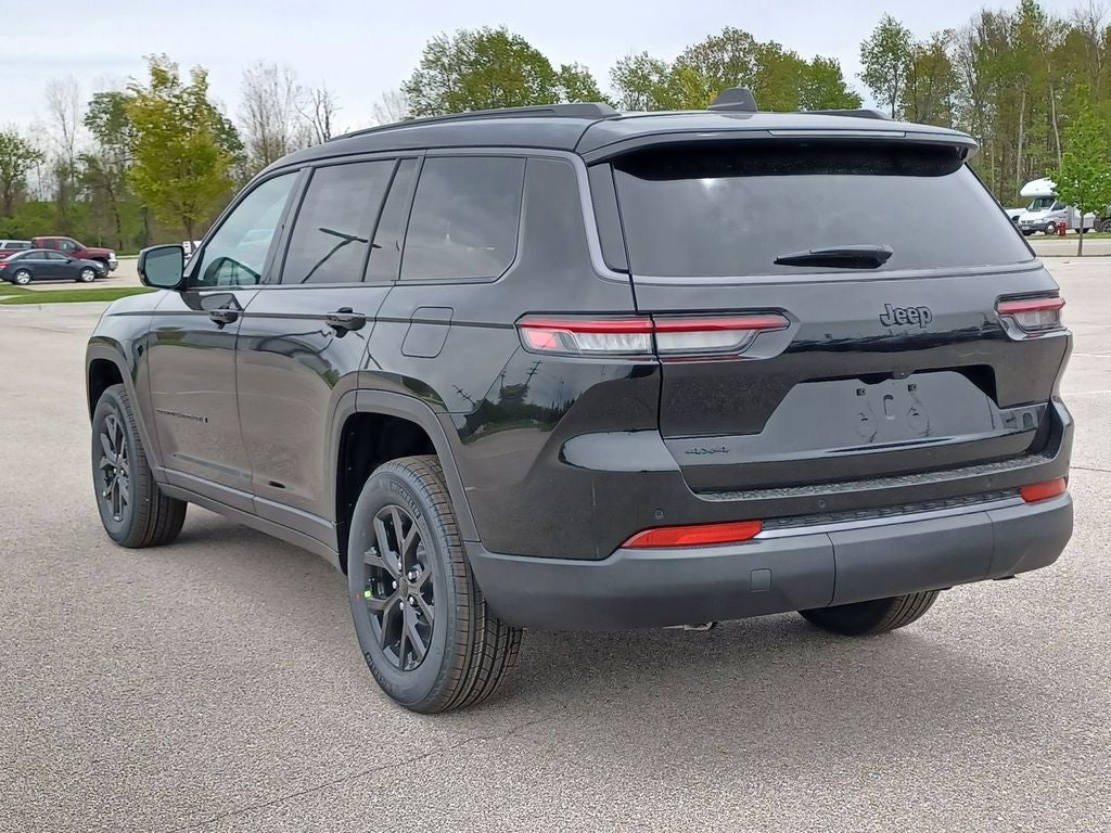 2026 Jeep Grand Cherokee GRAND CHEROKEE L LAREDO ALTITUDE 4X4