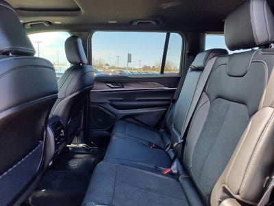 2026 Jeep Grand Cherokee GRAND CHEROKEE L LAREDO ALTITUDE 4X4