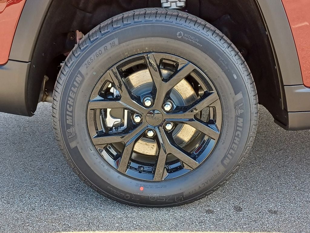 2026 Jeep Grand Cherokee GRAND CHEROKEE L LAREDO ALTITUDE 4X4