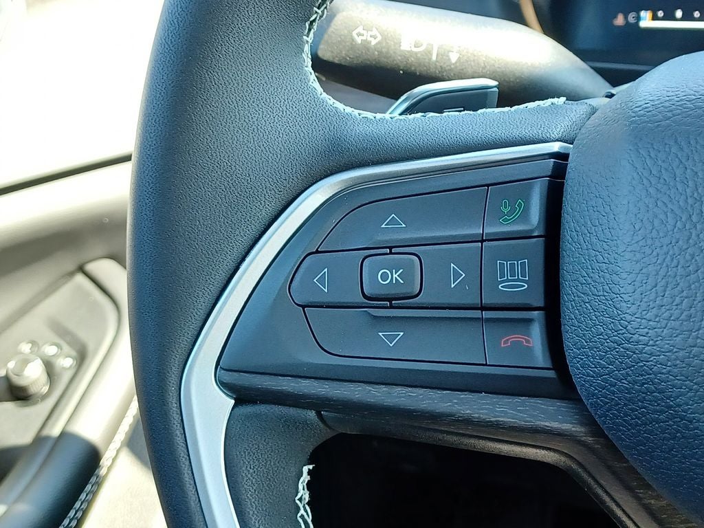 2026 Jeep Grand Cherokee GRAND CHEROKEE L LAREDO ALTITUDE 4X4