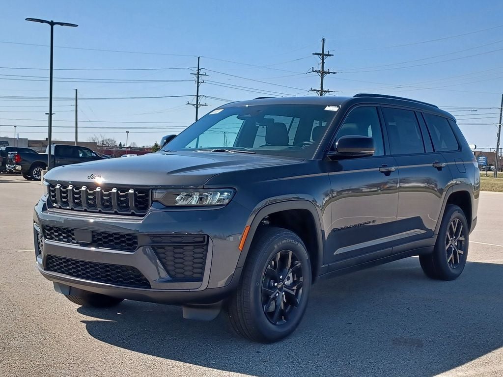 2026 Jeep Grand Cherokee GRAND CHEROKEE L LAREDO ALTITUDE 4X4