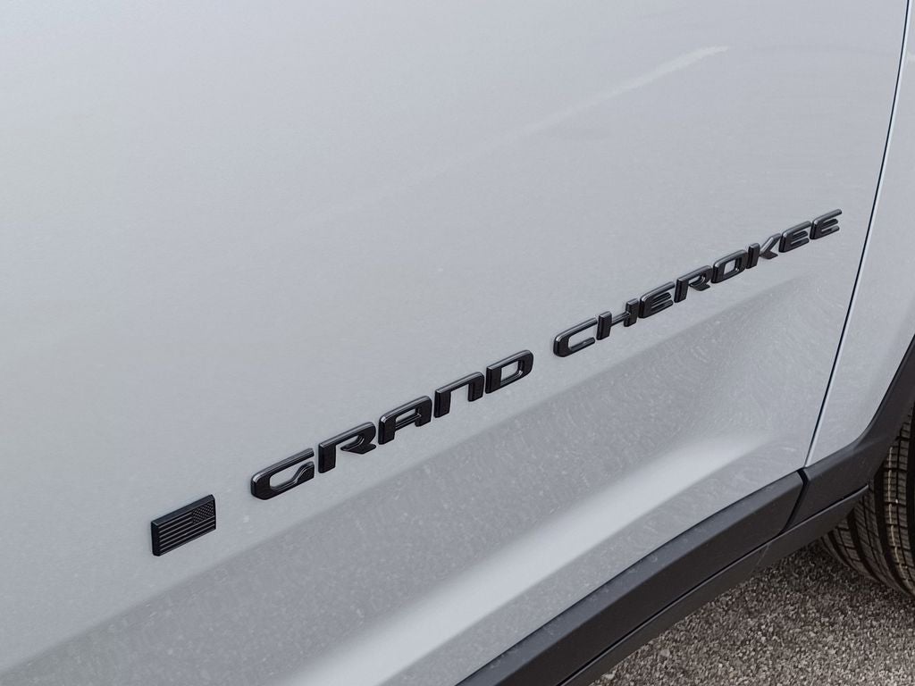 2026 Jeep Grand Cherokee GRAND CHEROKEE L LAREDO ALTITUDE 4X4