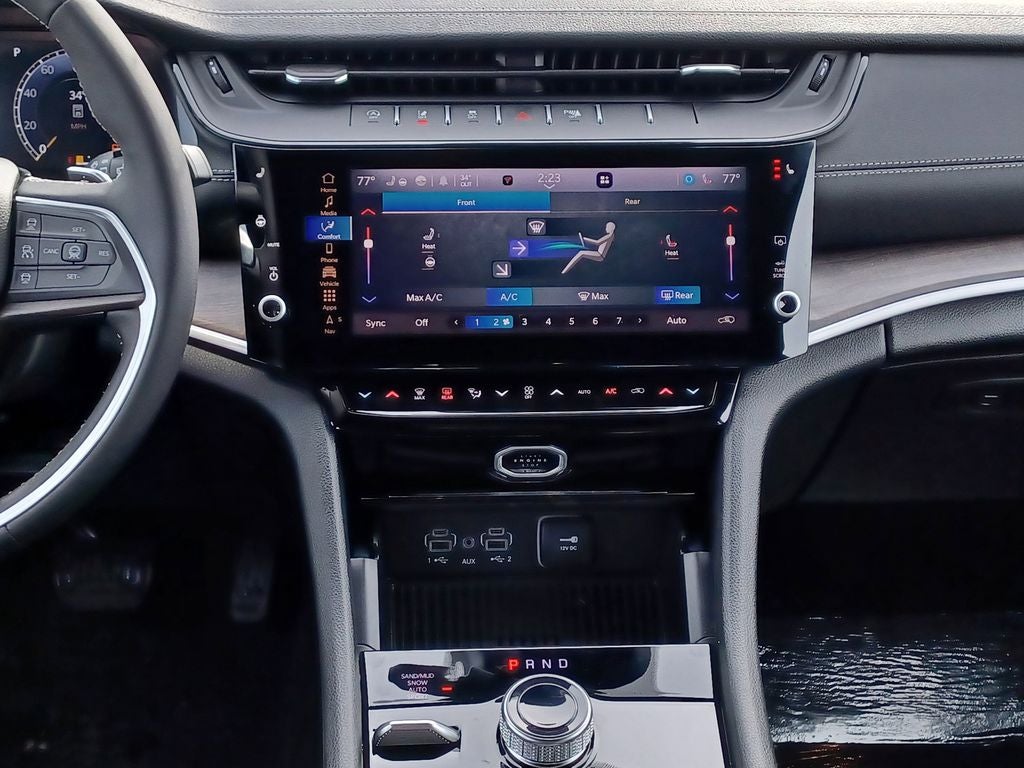 2026 Jeep Grand Cherokee GRAND CHEROKEE L LAREDO ALTITUDE 4X4