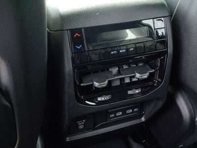 2026 Jeep Grand Cherokee GRAND CHEROKEE L LAREDO ALTITUDE 4X4