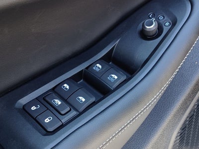 2026 Jeep Grand Cherokee GRAND CHEROKEE L LAREDO ALTITUDE 4X4