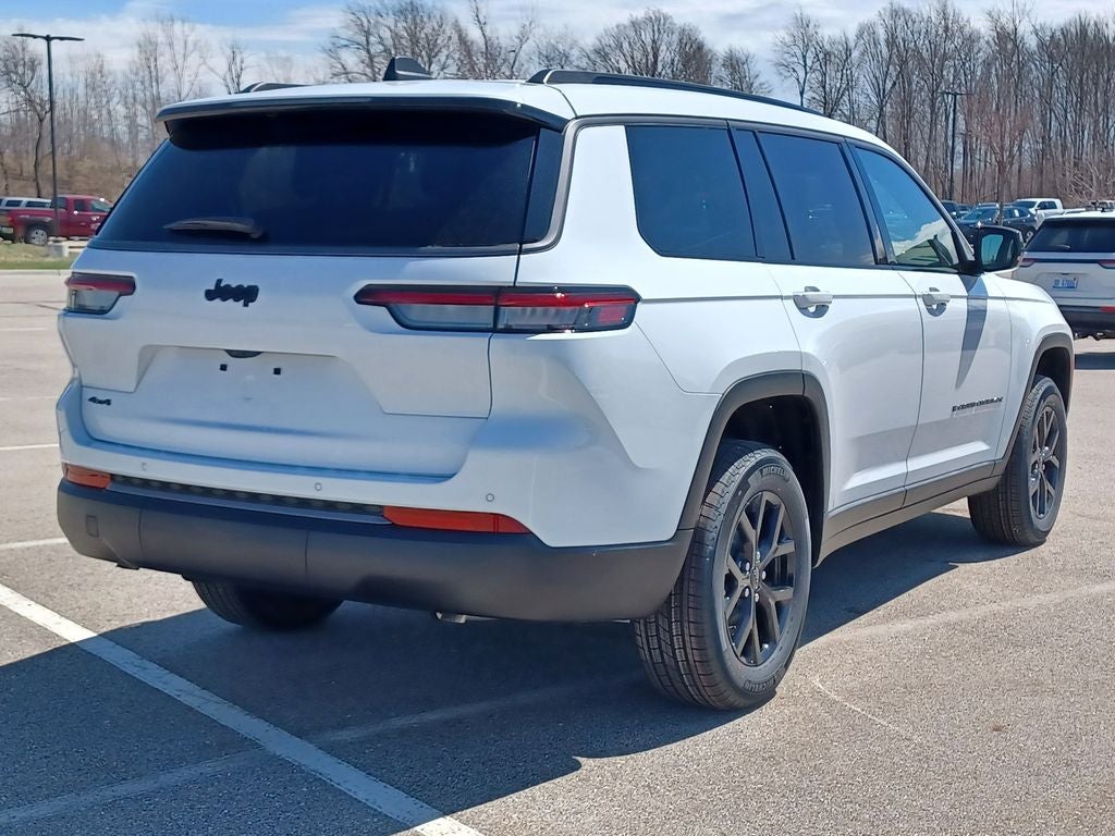 2026 Jeep Grand Cherokee GRAND CHEROKEE L LAREDO ALTITUDE 4X4