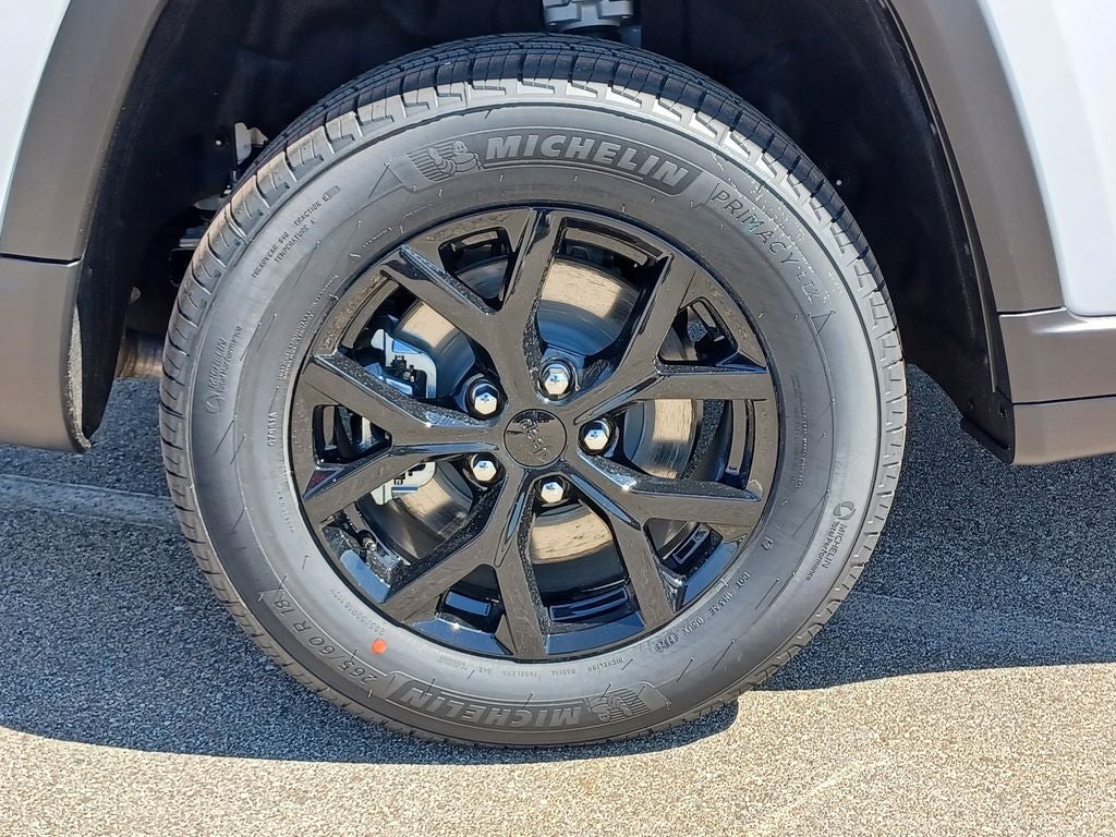 2026 Jeep Grand Cherokee GRAND CHEROKEE L LAREDO ALTITUDE 4X4