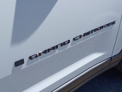 2026 Jeep Grand Cherokee GRAND CHEROKEE L LAREDO ALTITUDE 4X4