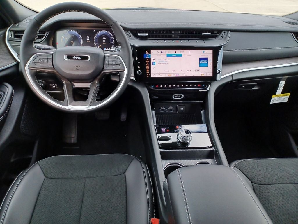 2026 Jeep Grand Cherokee GRAND CHEROKEE L LAREDO ALTITUDE 4X4