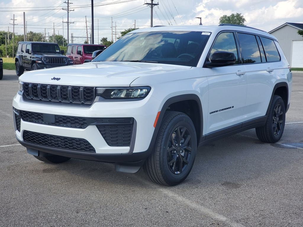 2026 Jeep Grand Cherokee GRAND CHEROKEE L LAREDO ALTITUDE 4X4