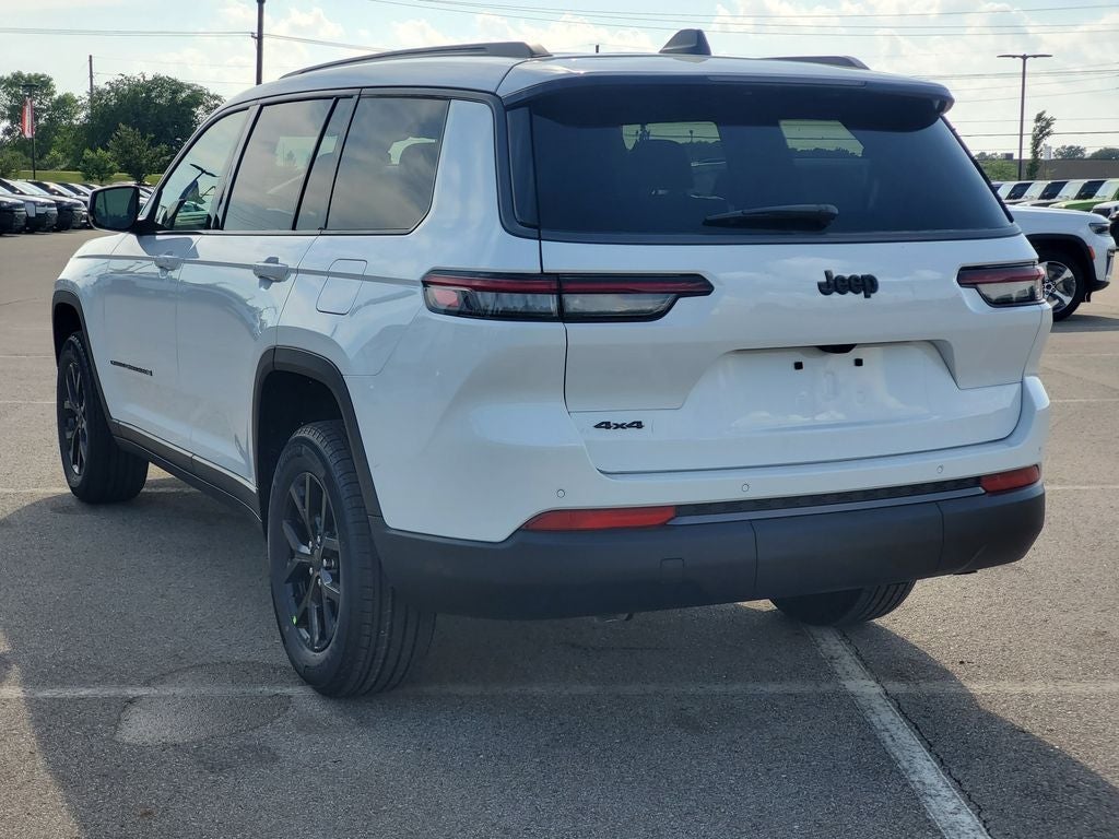 2026 Jeep Grand Cherokee GRAND CHEROKEE L LAREDO ALTITUDE 4X4
