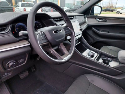 2026 Jeep Grand Cherokee GRAND CHEROKEE L LAREDO ALTITUDE 4X4