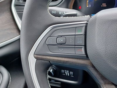 2026 Jeep Grand Cherokee GRAND CHEROKEE L LAREDO ALTITUDE 4X4