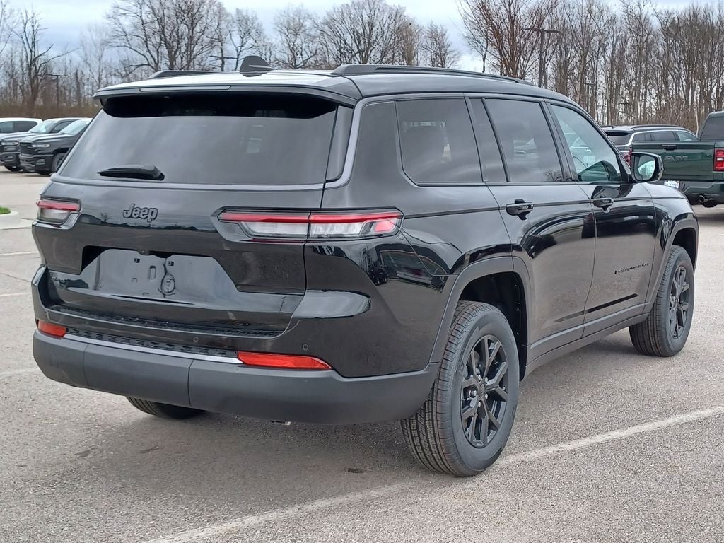 2026 Jeep Grand Cherokee GRAND CHEROKEE L LAREDO ALTITUDE 4X4