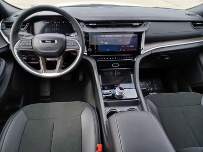 2026 Jeep Grand Cherokee GRAND CHEROKEE L LAREDO ALTITUDE 4X4