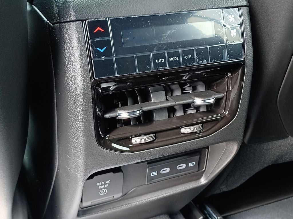 2026 Jeep Grand Cherokee GRAND CHEROKEE L LAREDO ALTITUDE 4X4