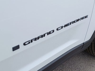 2026 Jeep Grand Cherokee GRAND CHEROKEE L LAREDO ALTITUDE 4X4