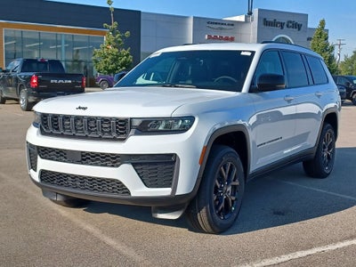 2026 Jeep Grand Cherokee GRAND CHEROKEE L LAREDO ALTITUDE 4X4