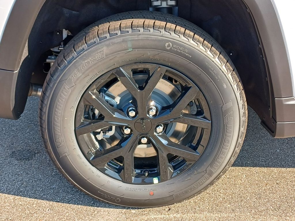 2026 Jeep Grand Cherokee GRAND CHEROKEE L LAREDO ALTITUDE 4X4