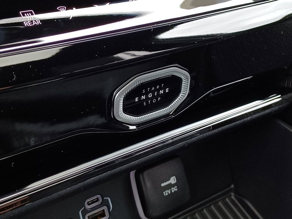 2026 Jeep Grand Cherokee GRAND CHEROKEE L LAREDO ALTITUDE 4X4