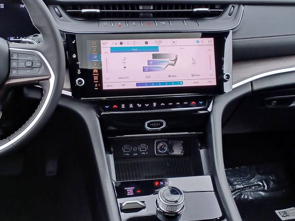 2026 Jeep Grand Cherokee GRAND CHEROKEE L LAREDO ALTITUDE 4X4