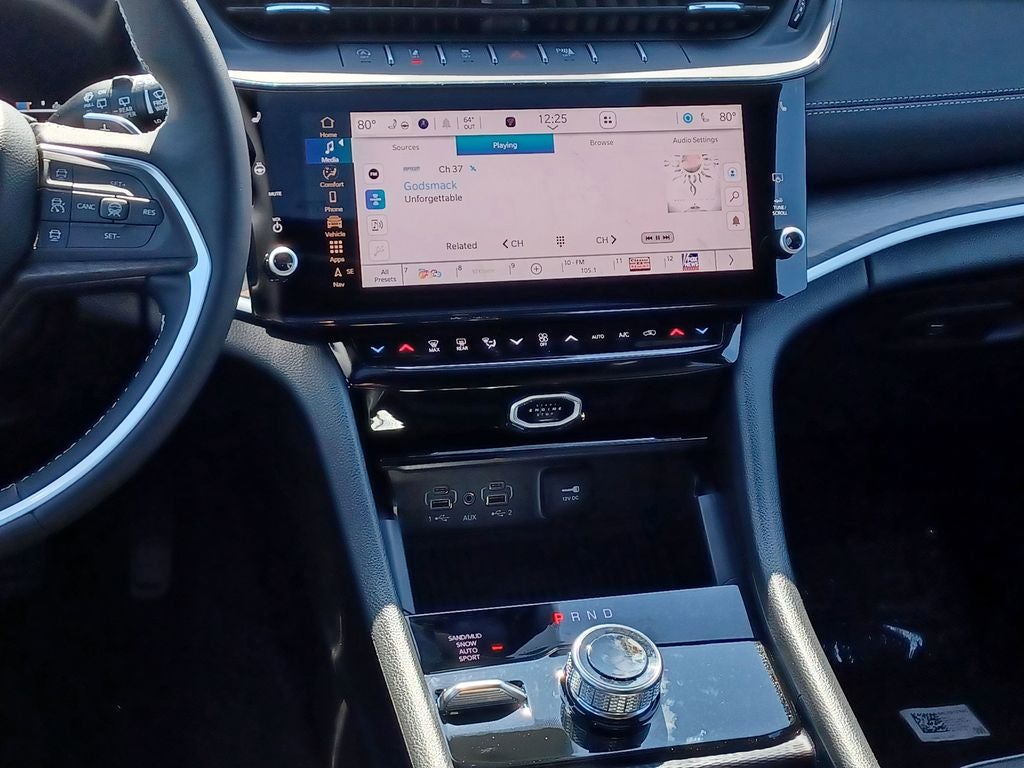 2026 Jeep Grand Cherokee GRAND CHEROKEE L LAREDO ALTITUDE 4X4