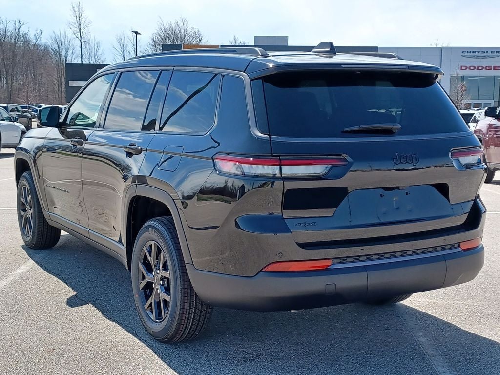2026 Jeep Grand Cherokee GRAND CHEROKEE L LAREDO ALTITUDE 4X4
