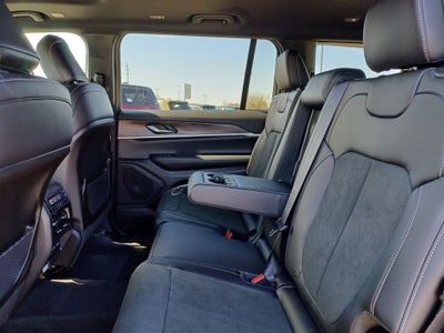 2026 Jeep Grand Cherokee GRAND CHEROKEE L LAREDO ALTITUDE 4X4