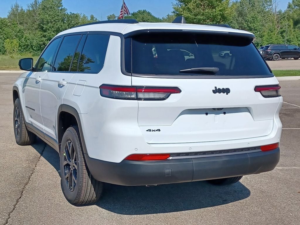 2026 Jeep Grand Cherokee GRAND CHEROKEE L LAREDO ALTITUDE 4X4