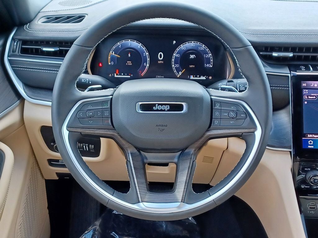 2025 Jeep Grand Cherokee GRAND CHEROKEE L LIMITED 4X4