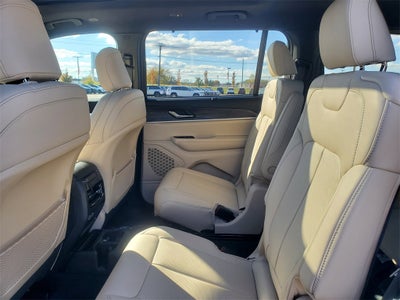 2025 Jeep Grand Cherokee GRAND CHEROKEE L LIMITED 4X4