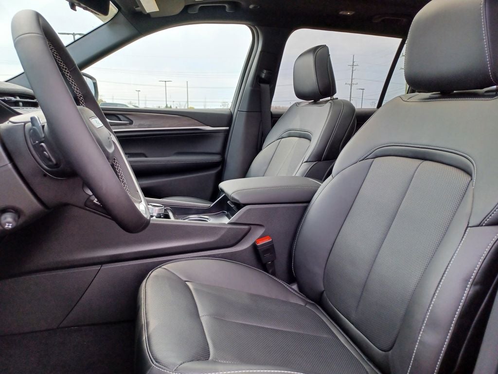 2026 Jeep Grand Cherokee GRAND CHEROKEE L LIMITED RESERVE 4X4