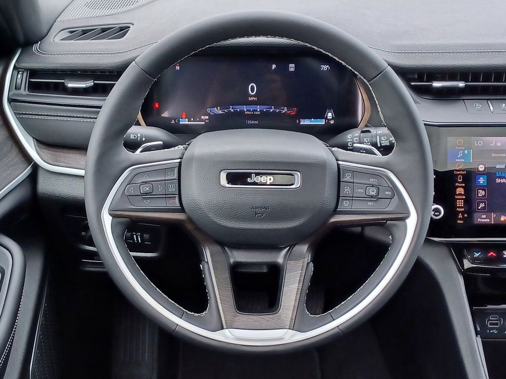 2026 Jeep Grand Cherokee GRAND CHEROKEE L LIMITED 4X4