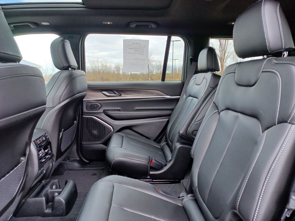 2026 Jeep Grand Cherokee GRAND CHEROKEE L LIMITED 4X4