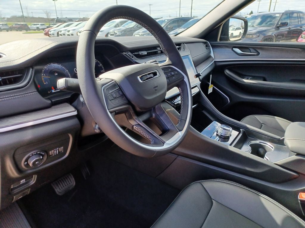 2026 Jeep Grand Cherokee GRAND CHEROKEE L LIMITED RESERVE 4X4
