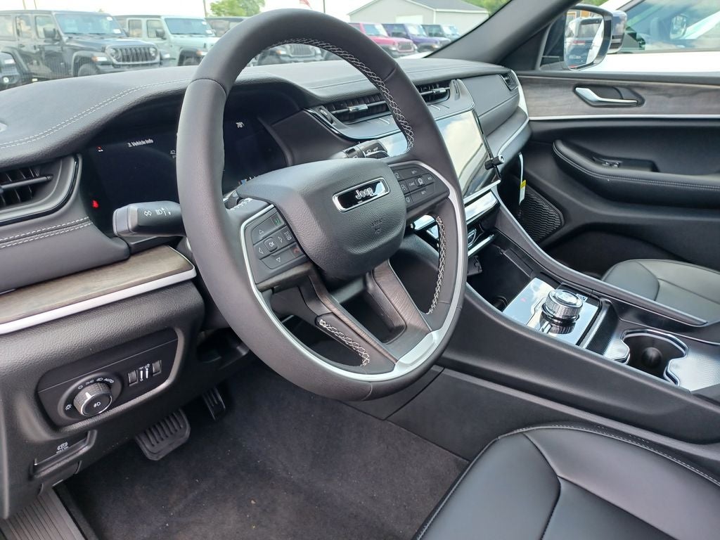 2026 Jeep Grand Cherokee GRAND CHEROKEE L LIMITED 4X4