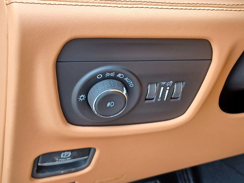 2026 Jeep Grand Cherokee GRAND CHEROKEE L SUMMIT 4X4