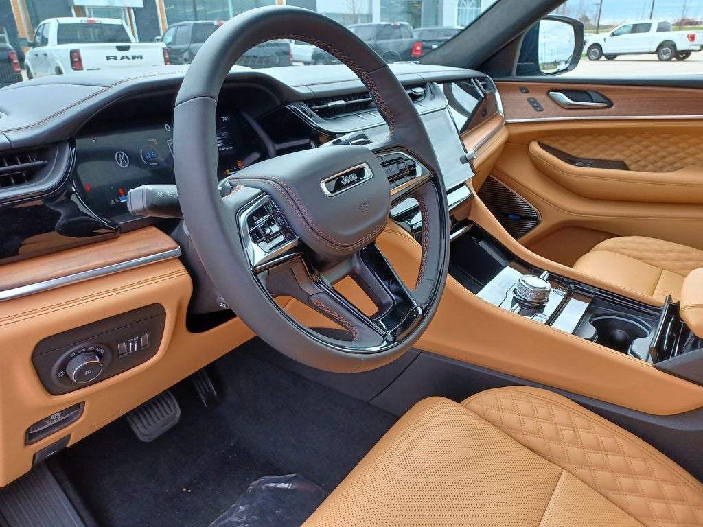 2026 Jeep Grand Cherokee GRAND CHEROKEE L SUMMIT 4X4