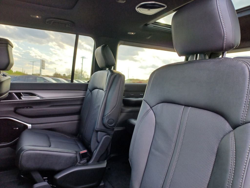 2026 Jeep Grand Wagoneer GRAND WAGONEER LIMITED ALTITUDE 4X4