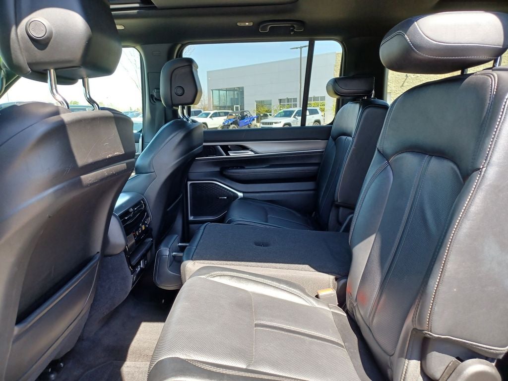 2024 Jeep Wagoneer Series II Carbide