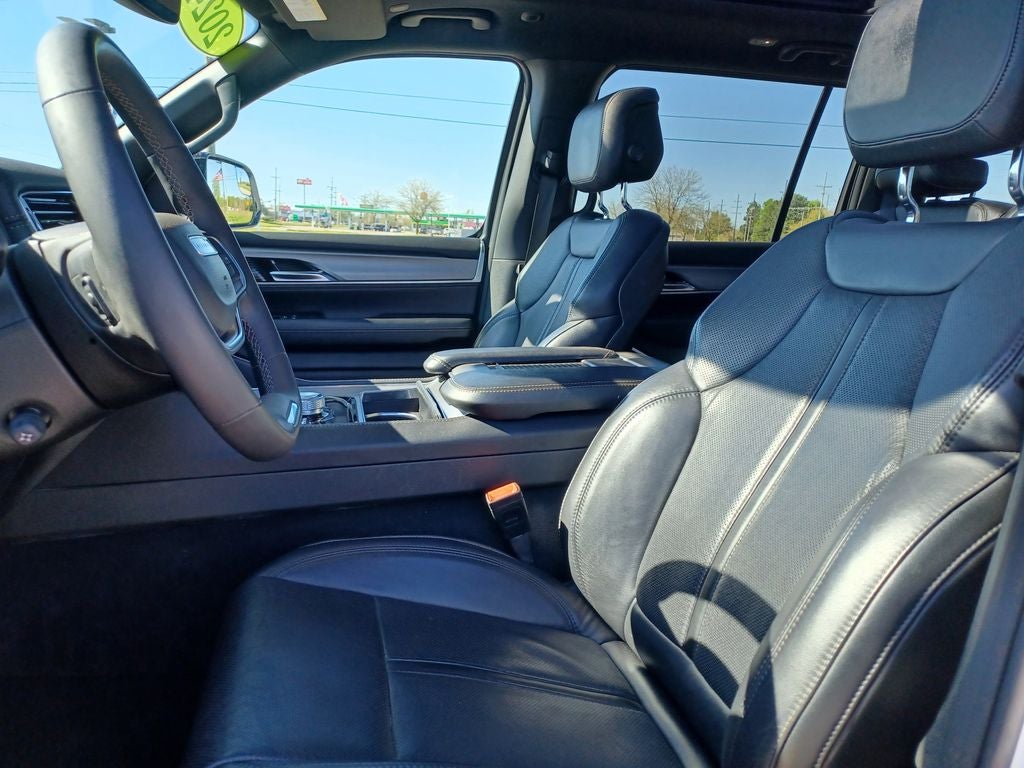 2024 Jeep Wagoneer Series II Carbide