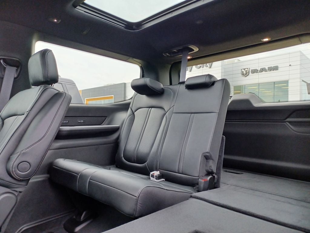 2026 Jeep Grand Wagoneer GRAND WAGONEER LIMITED RESERVE 4X4