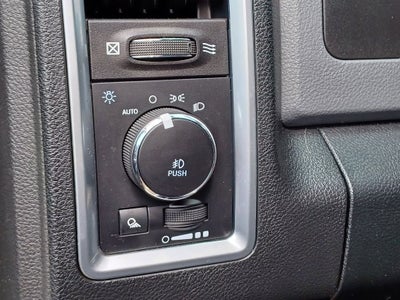 2018 RAM 1500 Big Horn Quad Cab 4x4 6'4' Box