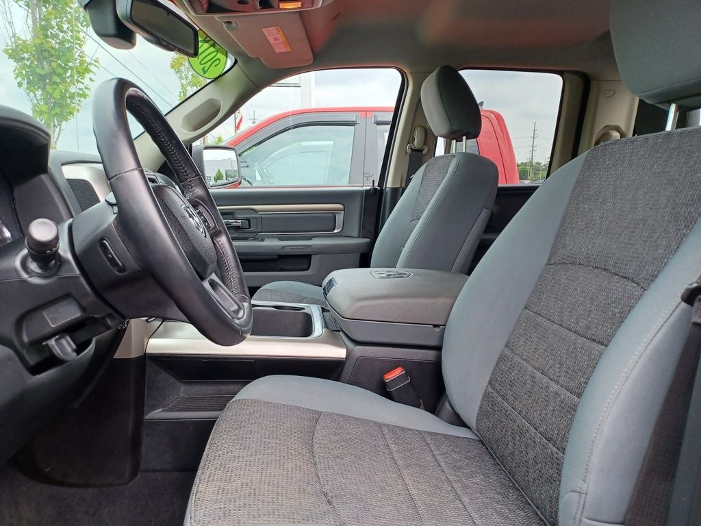 2018 RAM 1500 Big Horn Quad Cab 4x4 6'4' Box